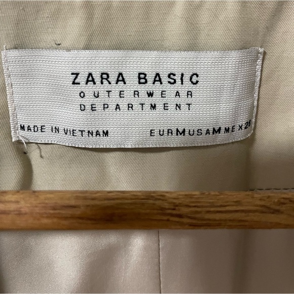 ZARA- light tan trench - Picture 3 of 3